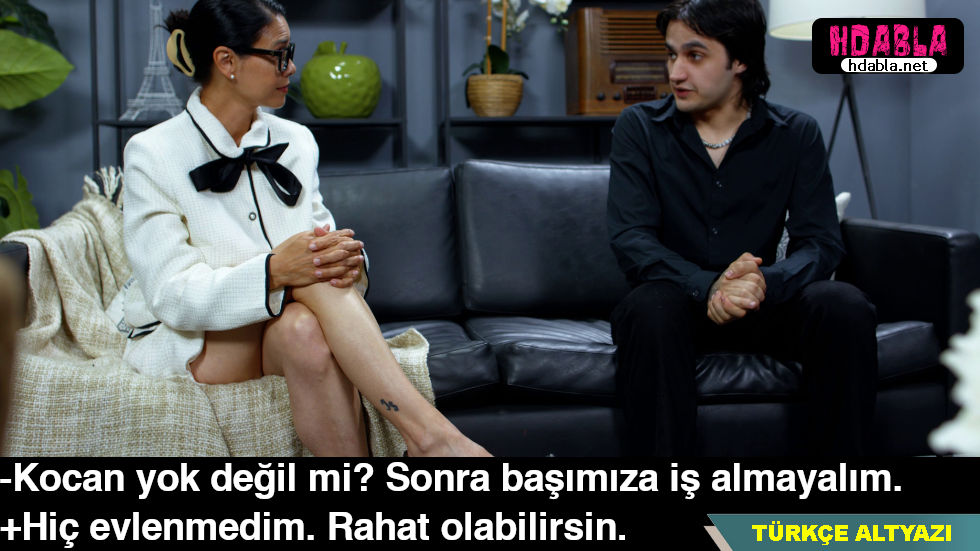 Korka korka Flört uygulamasından düşürdüğüm yaşlı karının evine gittim Korka korka Flört uygulamasından düşürdüğüm yaşlı karının evine gittim